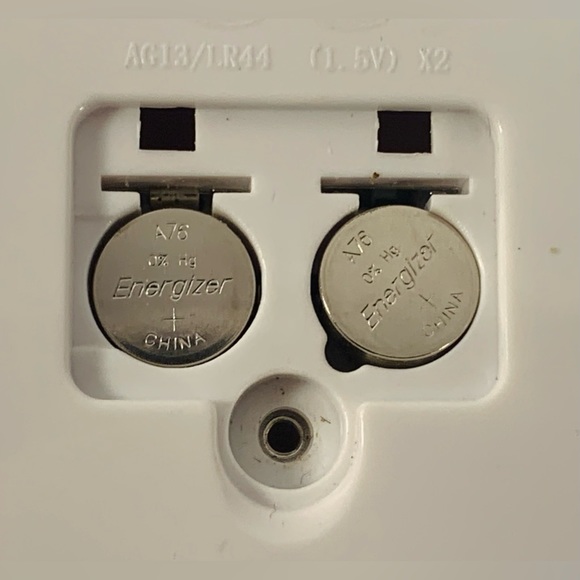 MGA Texas Hold Em Poker Handheld Electronic Game NEW BATTERIES- TESTED - Picture 4 of 9